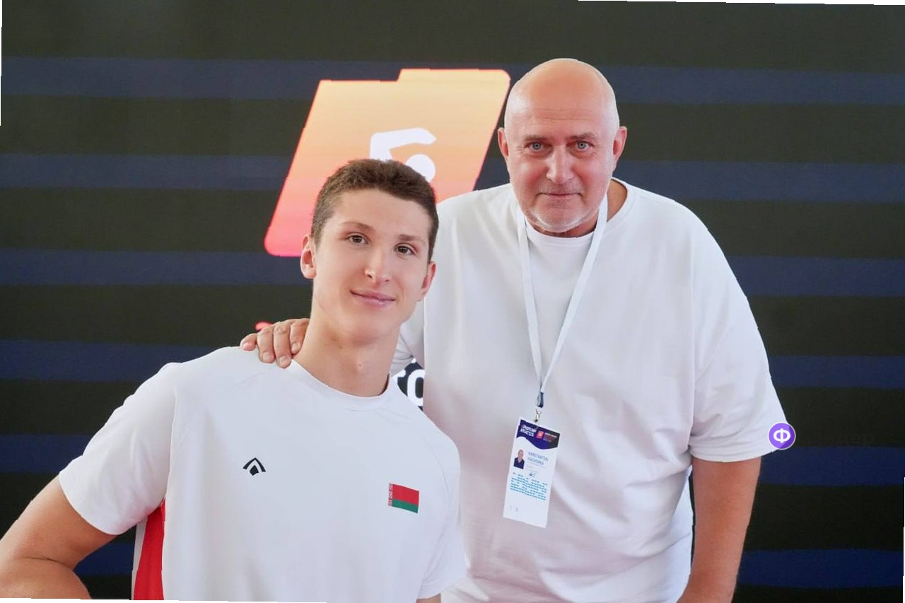 Артем Ермак завоевал серебро на юниорском чемпионате Европы по плаванию