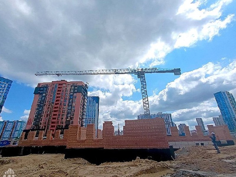 В «Минск-Мире» начали возводить детский сад с бассейном