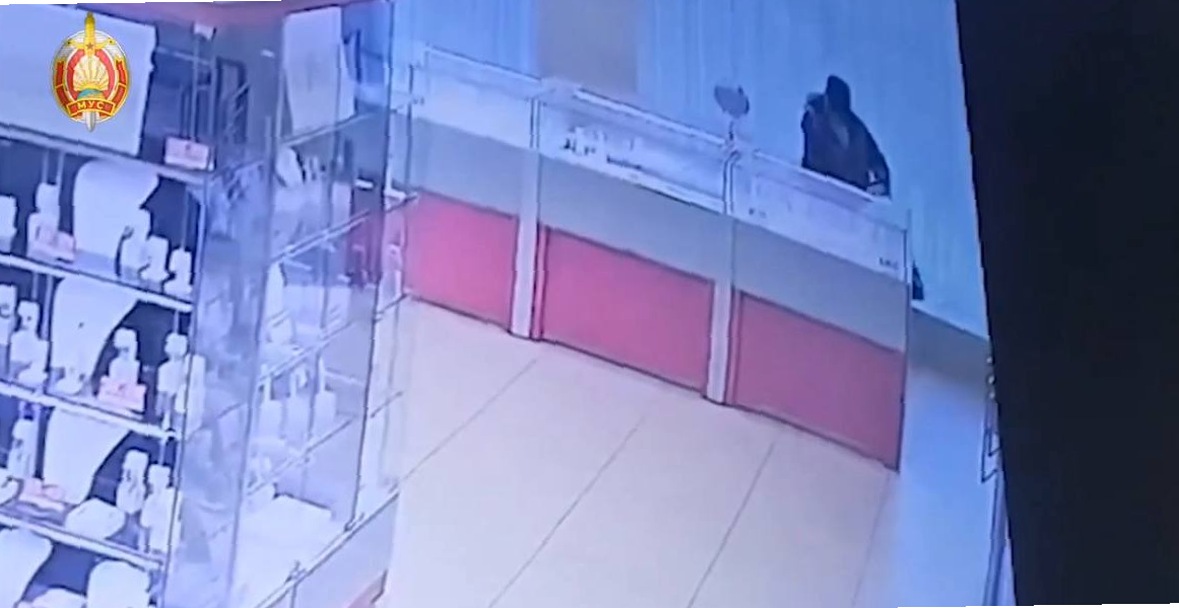 Задержан подозреваемый в нападении на ювелирный магазин в Минске